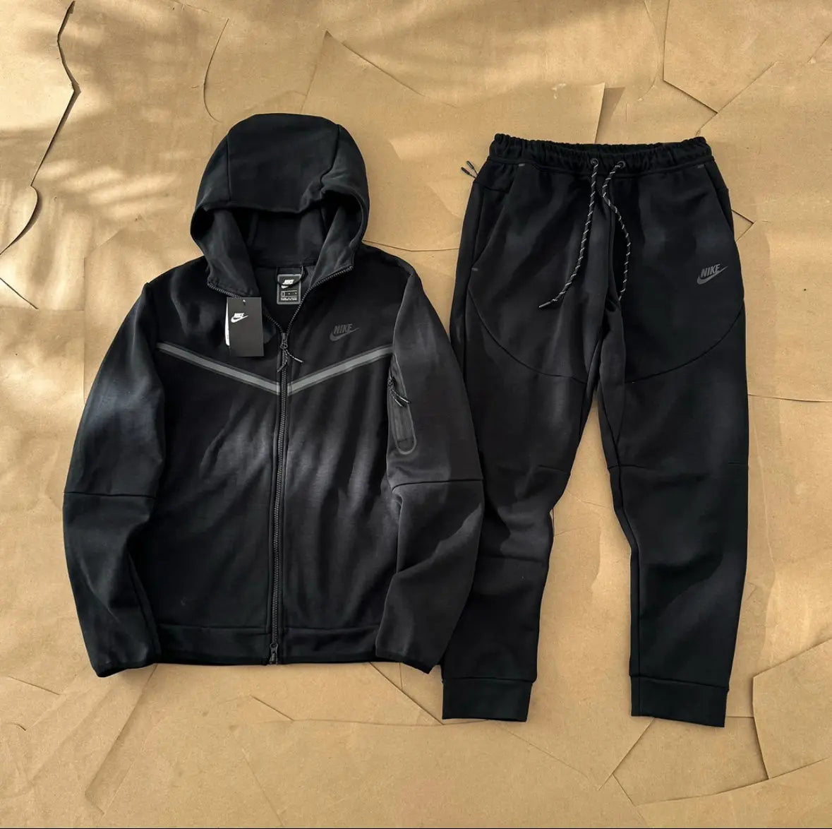 Nike techs My Store